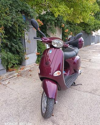 vespa et4  150 iscritta FMI 
