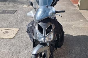 Aprilia sportcity 200