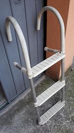 scaletta per rislire in barca