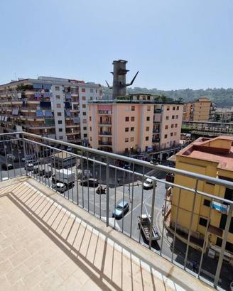Appartamento di 80 m² con 3 locali a Napoli