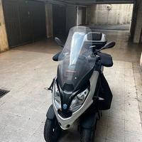 Piaggio Mp3 300 Hpe 2022 23.000km