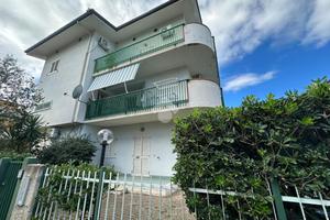 3 LOCALI A VILLAPIANA