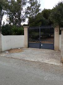 Villa + Villino a 1 km dal mare