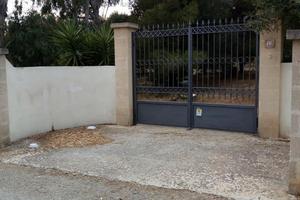 Villa + Villino a 1 km dal mare