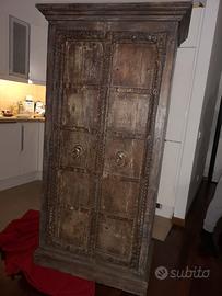 ARMADIO ETNICO D'EPOCA DEL 900