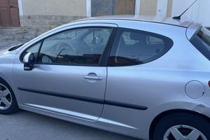Peugeot 207 1.4  gpl