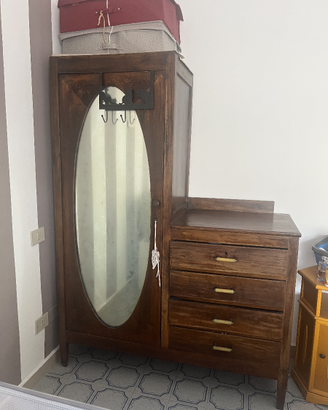 Armadio vintage stile Liberty/Art Déco con cassett