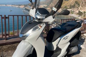 Honda sh 300