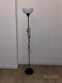Lampada da terra Ikea