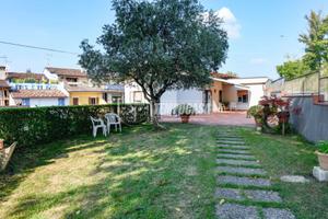 CASA SINGOLA CON BOX DOPPIO