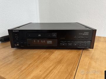 Sony CDP-X555ES