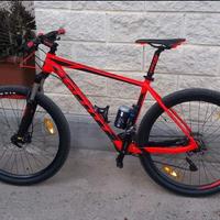 Mountain Bike scott scale 770