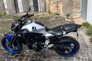 Yamaha mt-07