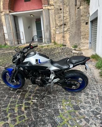 Yamaha mt-07