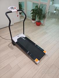 Tapis roulant ISE SY-1001 praticamente nuovo.