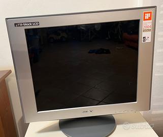 Sony SDM-HS74P 1280x1024 Monitor LCD 17