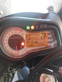 Suzuki v-strom DL 650 ABS 