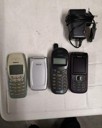 Cellulari vintage anni '90 4 pezzi