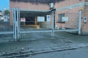 Box 15 mq via IV Novembre altezza Gizeta