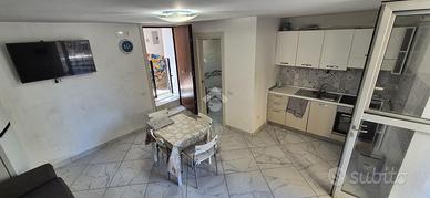 2 LOCALI A VIETRI SUL MARE