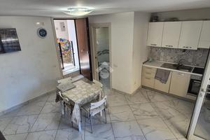 2 LOCALI A VIETRI SUL MARE