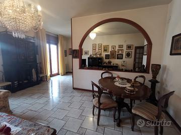 Camera Studentesse zona Vomero - Napoli