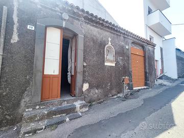 Casa singola con cortile interno