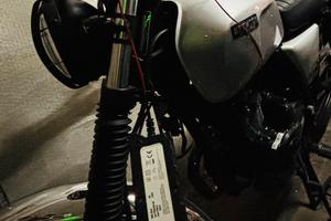 125cc cafe race leggi Descrizione