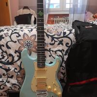 chitarra elettrica Eko S-350V Daphne Blue