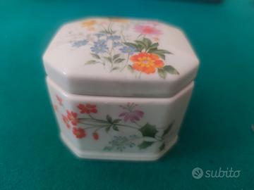 piccolo cofanetto in ceramica