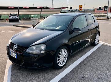 Golf MK5 2.0tdi 170cv DSG per ricambi