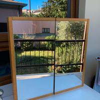 Elegante mobile in legno per bagno