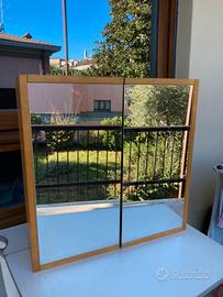 Elegante mobile in legno per bagno