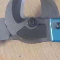 Trancia taglia cavi elettrici