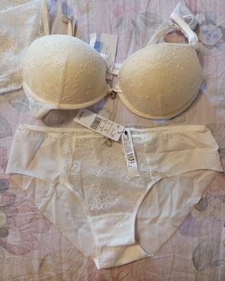 completo intimo da sposa