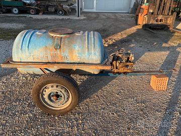 Botte irroratrice trainata 500 litri