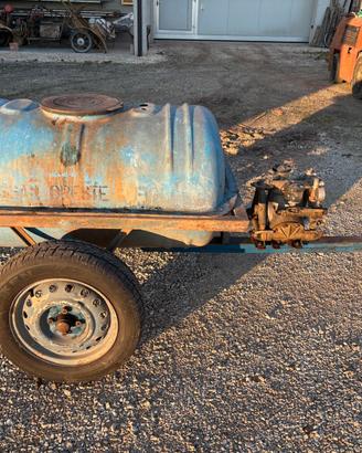 Botte irroratrice trainata 500 litri