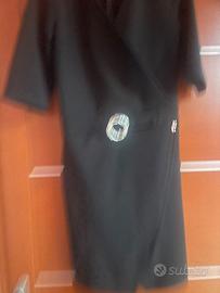 Vestitino nero da dinna modello tubino con spacco