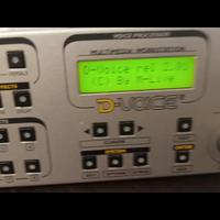 D VOICE M-LIVE 