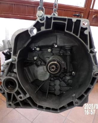 CAMBIO 5 MARCE YPSILON 312 1.3 MTJ ANNO 2015