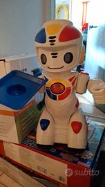 robot Emilio