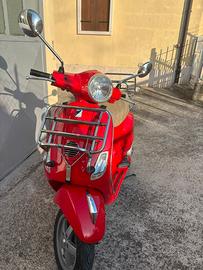 Vespa LX 125