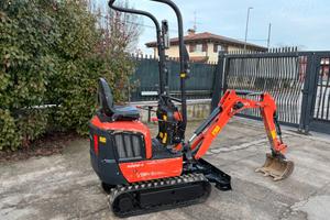 E282 - Escavatore Kubota K008 Carro allargabile