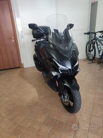 Scooter Kymco xciting vs 400