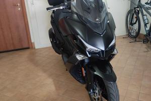 Scooter Kymco xciting vs 400