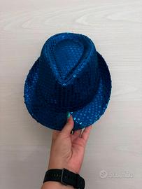 Cappello fedora blu con paillettes