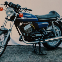 Yamaha 350 RD 1975 restaurata