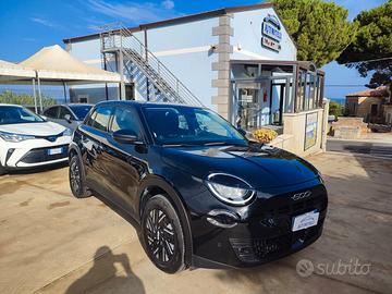 Fiat 600 Hybrid 110 CV DCT MHEV Business