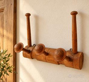 Attaccapanni vintage da parete in legno, 5 ganci.