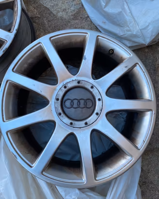 cerchi in lega Audi diametro 18 originali tutti